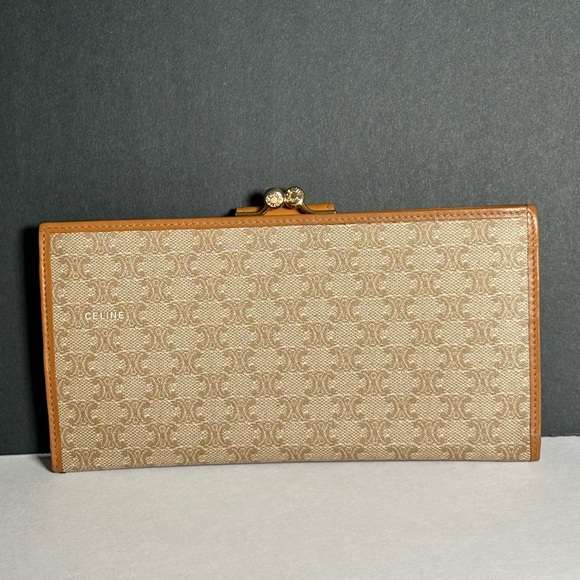 Vintage Celine Macadam Triomphe Light Beige Long Wallet - Picture 2 of 14